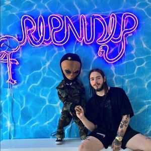 Meet your Posher, Pat